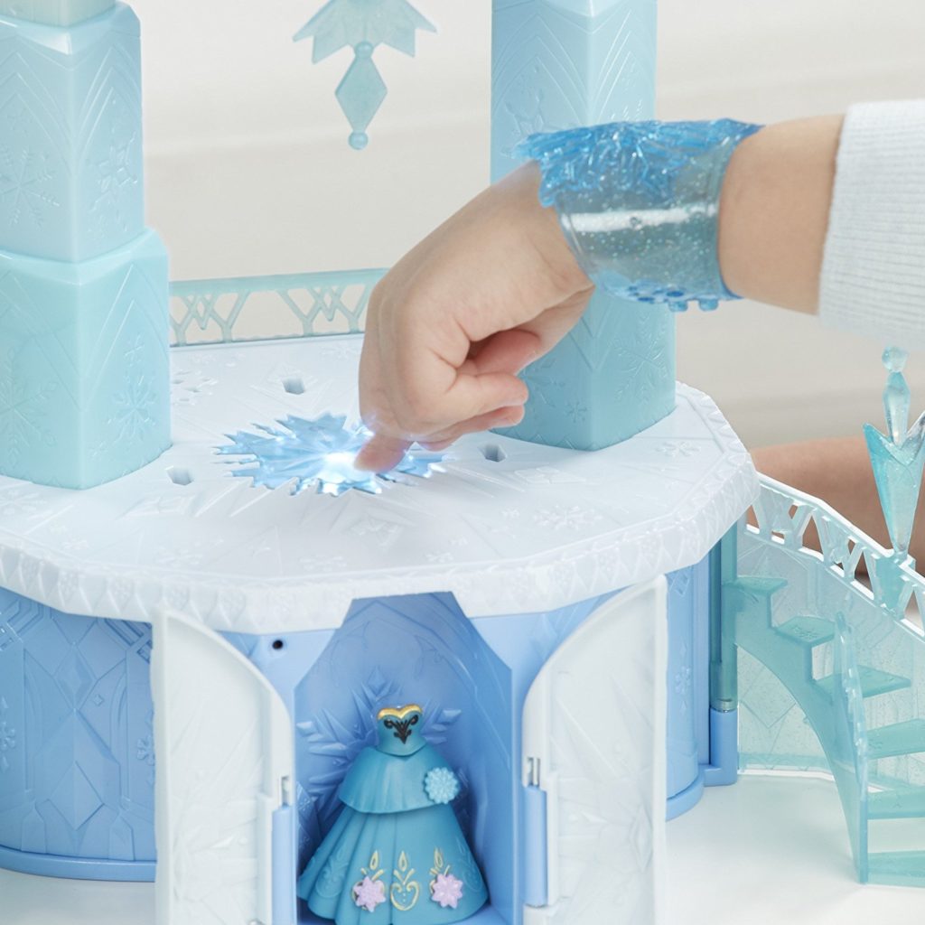 Disney Frozen Little Kingdom Elsa's Magical Castle