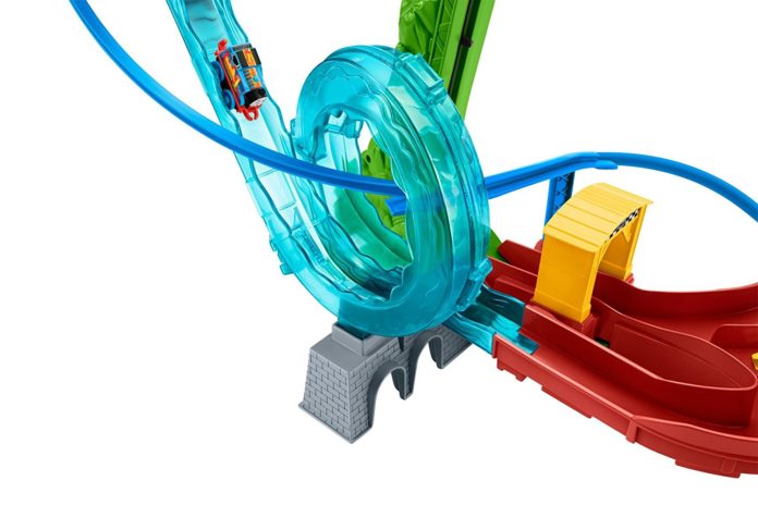 fisher price thomas & minis friends motorized raceway